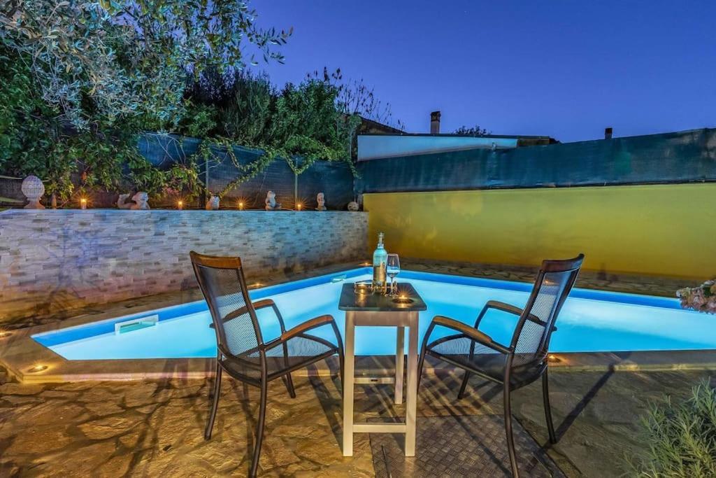 Istriensonne 0179 - Villa Romantika Mit Pool Ližnjan 外观 照片